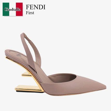 decollete fendi prezzo|Fendi two.